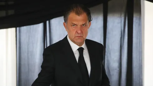 Juan Cristóbal Guarello apuntó contra Aníbal Mosa tras la tragedia entre Colo Colo y Fortaleza.