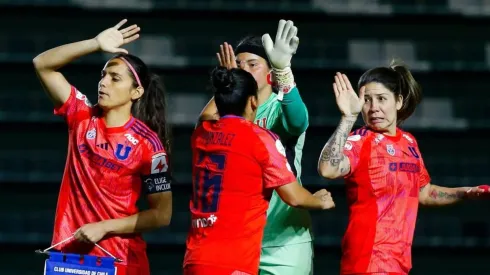 Actualmente, Las Leonas van terceras en su grupo en el certamen continental.