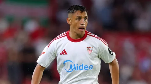 Alexis Sánchez sería titular en la visita del Sevilla a la Real Sociedad. (Foto: Getty Images)