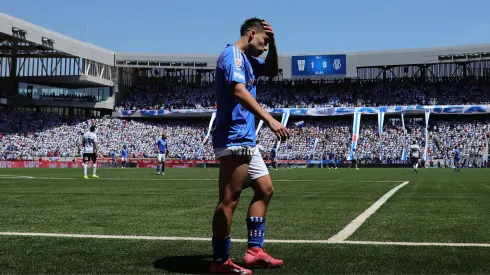 Lucas Assadi se burló de los hinchas de la UC tras la caída de Universidad de Chile.