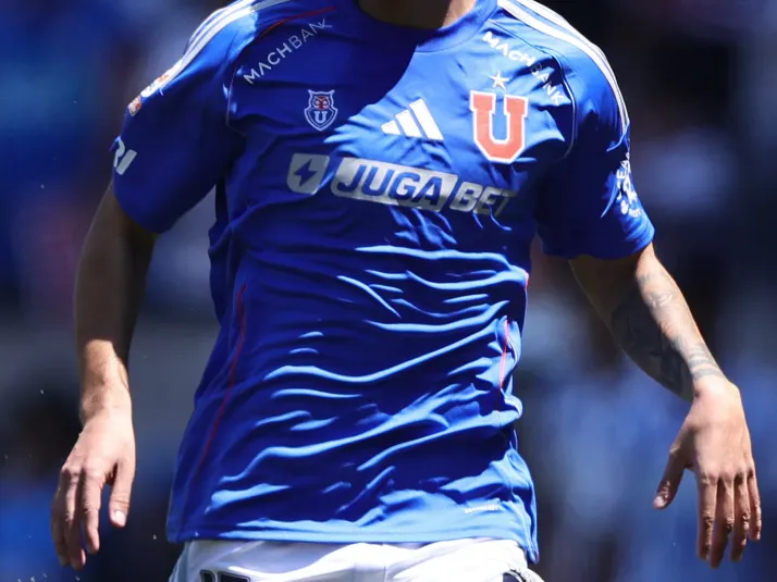 El criticado jugador de la U que tiene un pie fuera del club