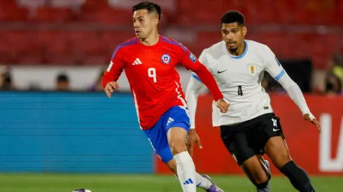 Aravena podría salir de Brasil.