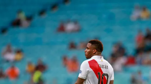 Ídolo peruano propone retirar el número 10 de su selección.