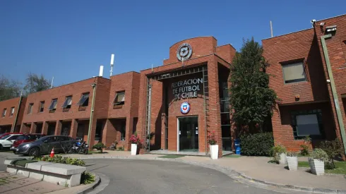 Dura sanción en el fútbol chileno.