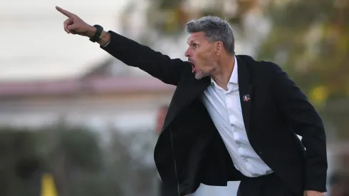 Fernando Ortiz se juega su continuidad en Colo Colo. (Foto: Alejandro Pizarro/Photosport)