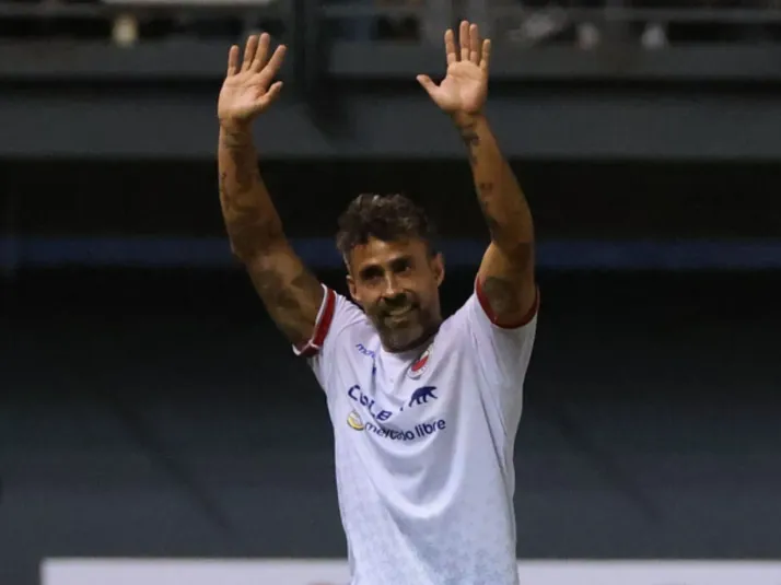 Jorge Valdivia resuelve el futuro de Fernando Ortiz en Colo Colo: "Obvio"