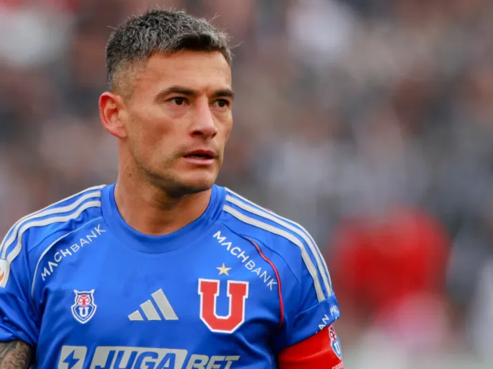 Charles Aránguiz rompe el silencio tras ausencia en la Gala Crack con fuerte mensaje