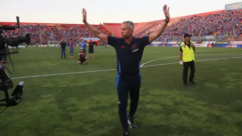 Patricio Mardones le muestra la puerta de salida a Gustavo Álvarez en la U.