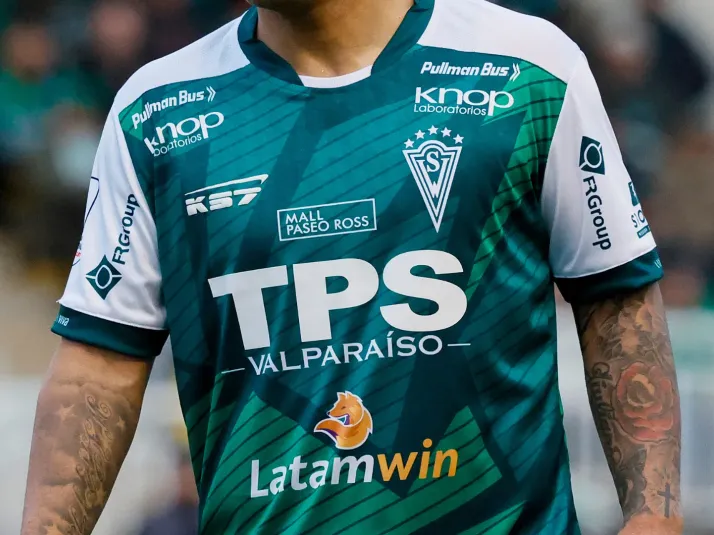 Figuras de Colo Colo y la UC se ofrecen a Santiago Wanderers