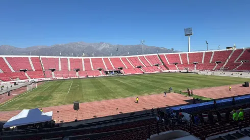 Así luce la cancha del Estadio Nacional.