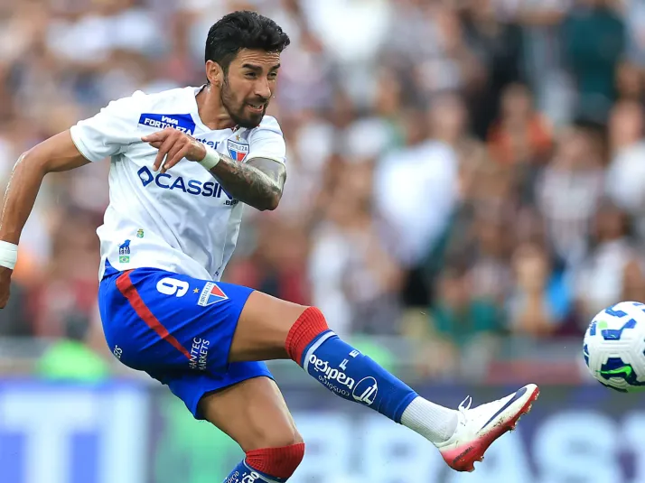 ¿A Colo Colo o la U? Cuentan la firme sobre Juan Martín Lucero