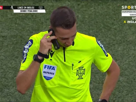 Árbitro en Portugal anuló un penalti luego de recibir una llamada por celular