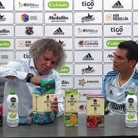 Así fue el gracioso momento entre Alberto Gamero y David Silva por un ron