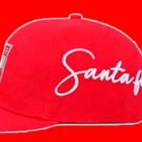 Fail del año: Santa Fe lanzó prenda con su nombre mal escrito