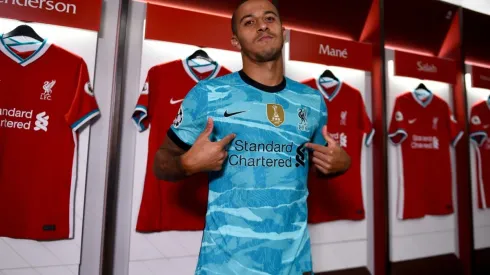 Thiago Alcantara is presented as a new signing of Liverpool at the Anfield. (Getty)