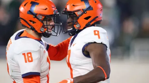 Brandon Peters (left) and Josh Imatorbhebhe (right) of Illinois Fighting Illini (Getty)