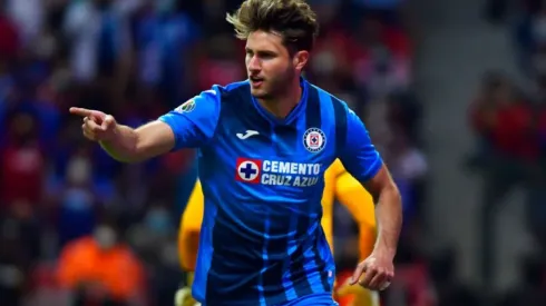Santiago Gimenez of Cruz Azul