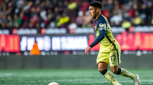 Alejandro Zendejas of America drive the ball during the 14th round match between Club Tijuana and America