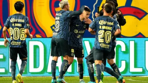 Alvaro Fidalgo of Club America celebrates with teammates