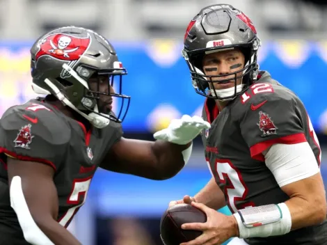 NFL: Tom Brady gets hilarious birthday cake from Buccaneers teammate Leonard Fournette