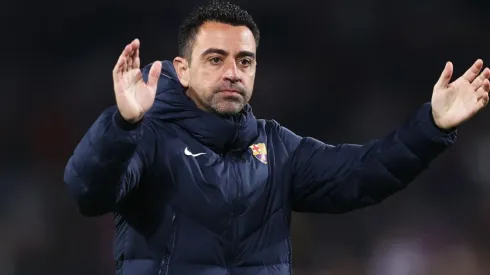Xavi could lose two of his new signings even without them making their oficial debuts.