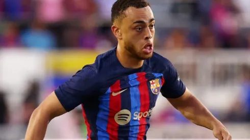 Barcelona could involve Sergiño Dest in a swap deal.