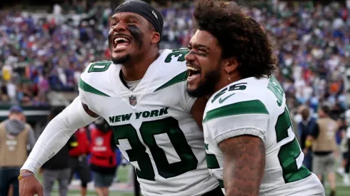 Michael Carter II (Left), Brandin Echols (Right) - New York Jets - NFL 2022