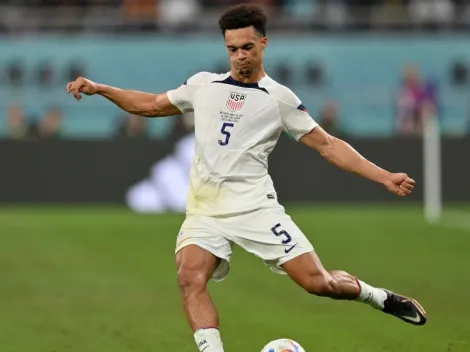 USMNT’s Antonee Robinson with various transfer rumors after stellar World Cup