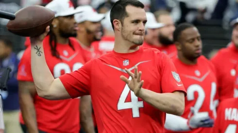 Derek Carr - Las Vegas Raiders - NFL Pro Bwol 2022
