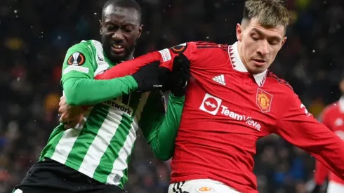 Youssouf Sabaly of Real Betis and Lisandro Martinez of Manchester United