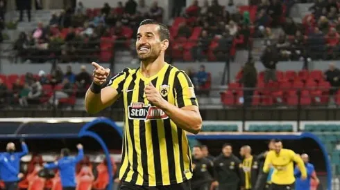 Ehsan Hajisafi of AEK Athens