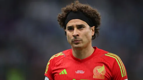 Guillermo Ochoa at the Qatar 2022 World Cup with Mexico's national team
