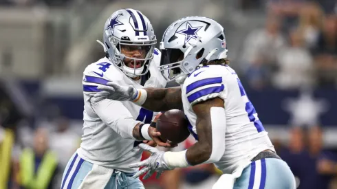 Dak Prescott with Ezekiel Elliott - Dallas Cowboys - NFL 2022
