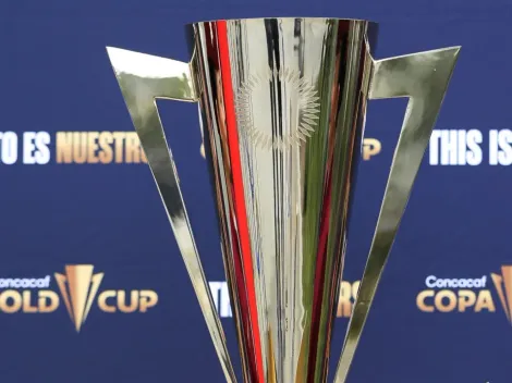 What is the Concacaf Gold Cup 2023 Trophy made of? Weight and height