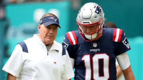 Bill Belichick, Mac Jones - New England Patriots - NFL 2022