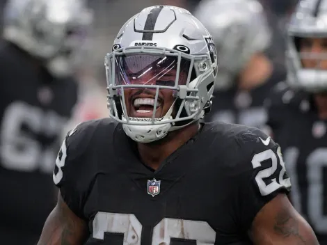 Josh Jacobs undergoes massive change after signing with the Raiders