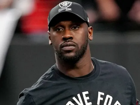 Chandler Jones’ Deleted Cryptic Messages Against the Raiders