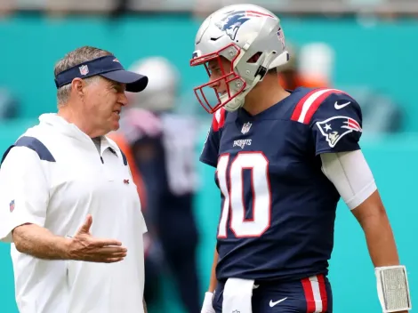 NFL News: Bill Belichick pats Mac Jones on the back after loss to Eagles