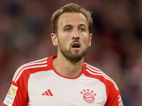 Video: Harry Kane scores incredible halfway line goal for Bayern