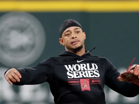 World Series 2023: Who are throwing first pitch in Game 3?