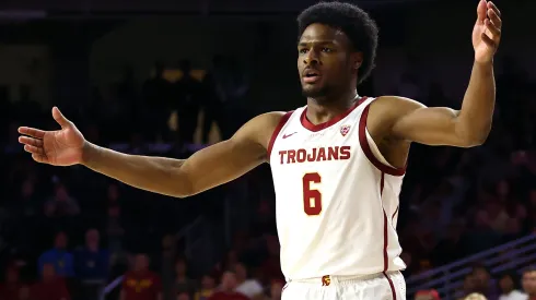 Bronny James making his debut for USC.