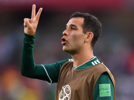 Rafael Marquez answers if he's ready to replace Xavi Hernandez in Barcelona
