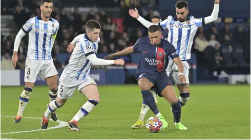 Mbappe Kylian (PSG) vs Igor Zubeldia (Real Sociedad)