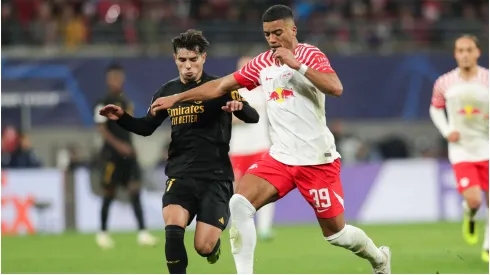 Brahim Diaz of Real Madrid (L)<br />
and Benjamin Henrichs RB Leipzig (R)