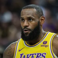 Lakers legend says LeBron should be their coach