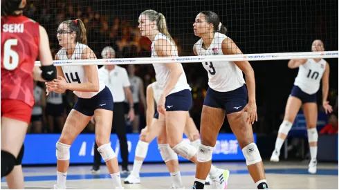 Anna Stevenson, Andrea Drews and Avery Skinner (USA)