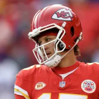 Bears QB Caleb Williams has strong reaction to Tyreek Hill\'s comparison with Patrick Mahomes