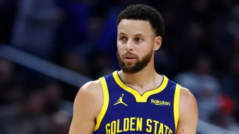 Stephen Curry #30 of the Golden State Warriors at Crypto.com Arena