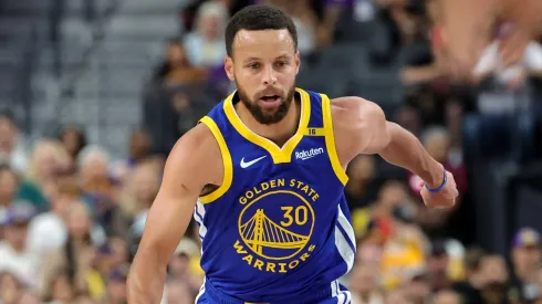 Stephen Curry #30 of the Golden State Warriors brings the ball up the court against the Los Angeles Lakers in the first quarter of their preseason game at T-Mobile Arena at T-Mobile Arena on October 15, 2024 in Las Vegas, Nevada. The Warriors defeated the Lakers 111-97.