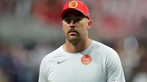 Travis Kelce #87 of the Kansas City Chiefs warms up prior to the game against the Atlanta Falcons at Mercedes-Benz Stadium on September 22, 2024.